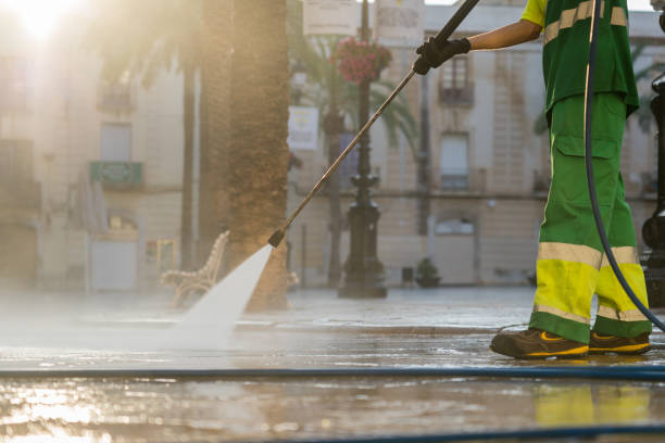 Best Pool Deck Cleaning  in Jefferson, WI